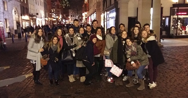 Trobada d&rsquo;antics alumnes a Londres