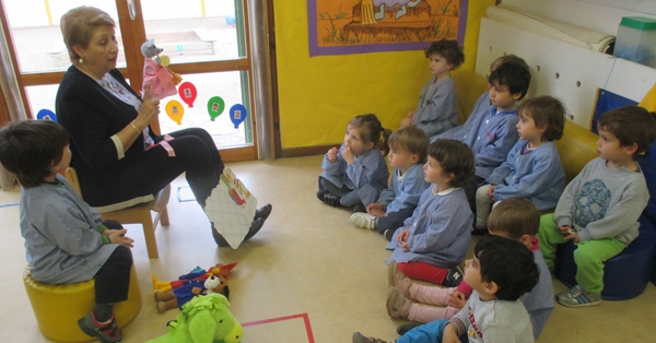 Inaugurem l'activitat "avis i &agrave;vies conta contes"