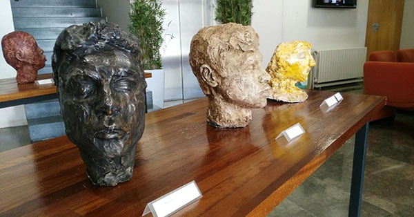 Berta Blanca T. Ivanow, antiga alumna de l&rsquo;Escola, guanya la Beca d&rsquo;Escultura de la Fundaci&oacute; Gu&euml;ll