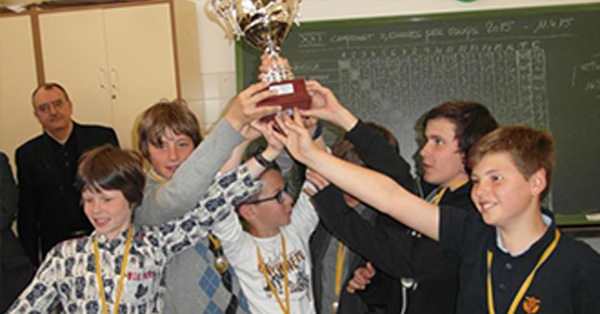 L'Escola guanya el XXI campionat escolar per equips